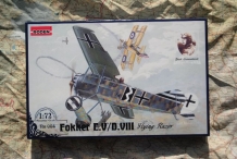 images/productimages/small/Fokker E.V D.VIII Roden 004 1;72 doos.jpg